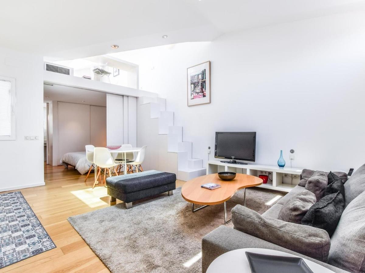 Atico Reformado En Anton Martin Apartment Madrid Bagian luar foto