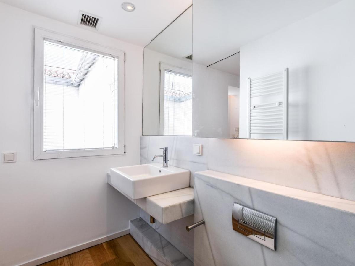 Atico Reformado En Anton Martin Apartment Madrid Bagian luar foto